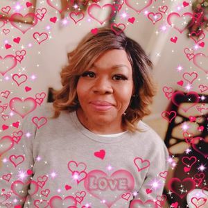 Meet your Posher, Angie